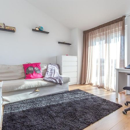 Apartmani Lucija Porec Esterno foto