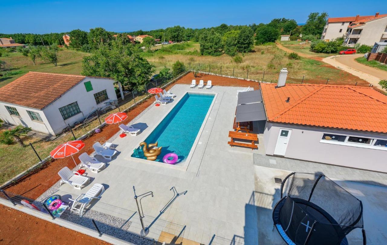 Apartmani Lucija Porec Esterno foto