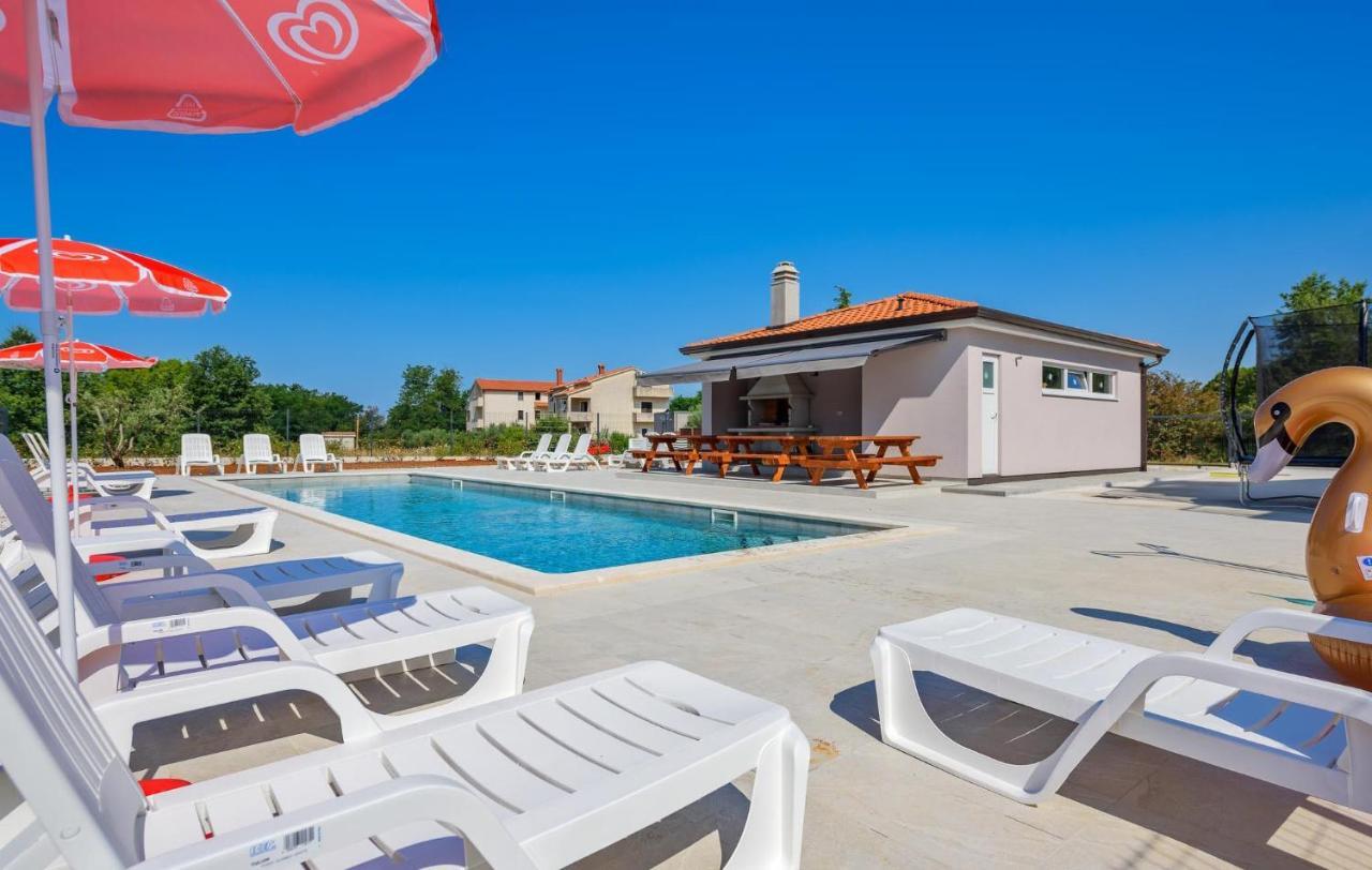 Apartmani Lucija Porec Esterno foto