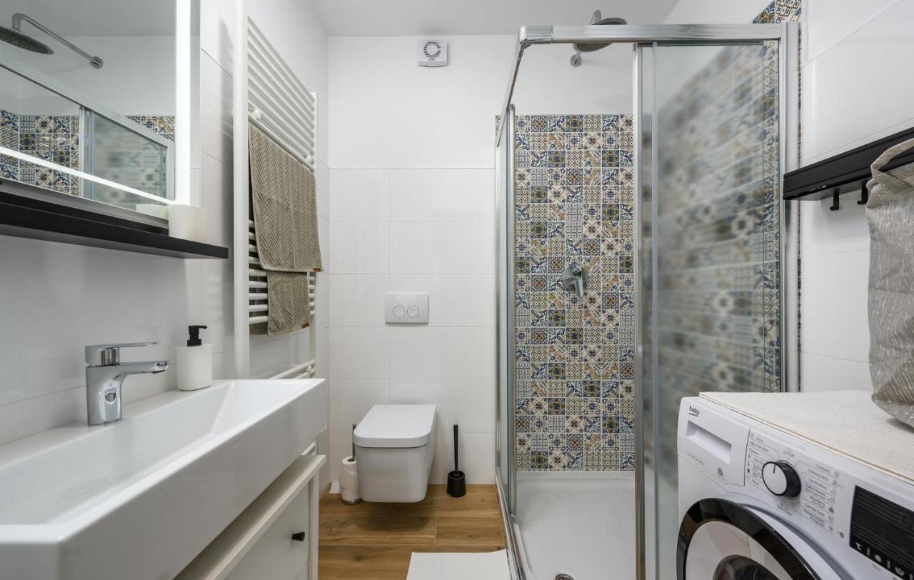 Apartmani Lucija Porec Esterno foto