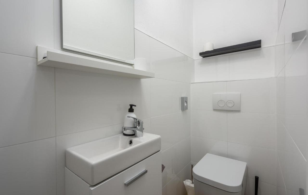 Apartmani Lucija Porec Esterno foto