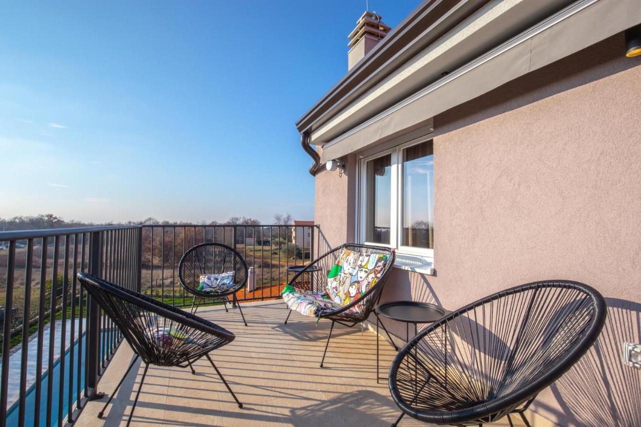 Apartmani Lucija Porec Esterno foto